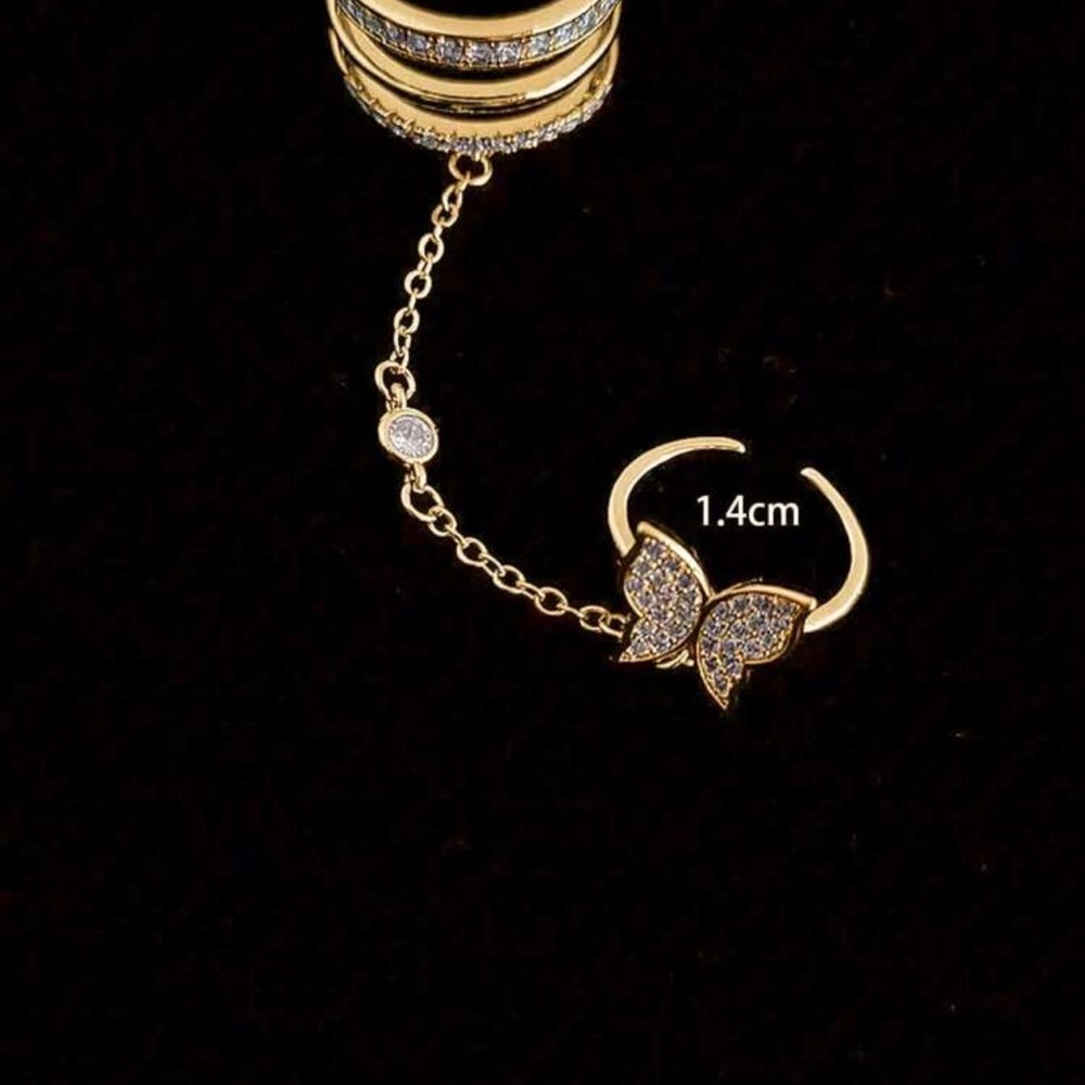 Elegant Gold Butterfly Chain Ring - Picture 3 of 3